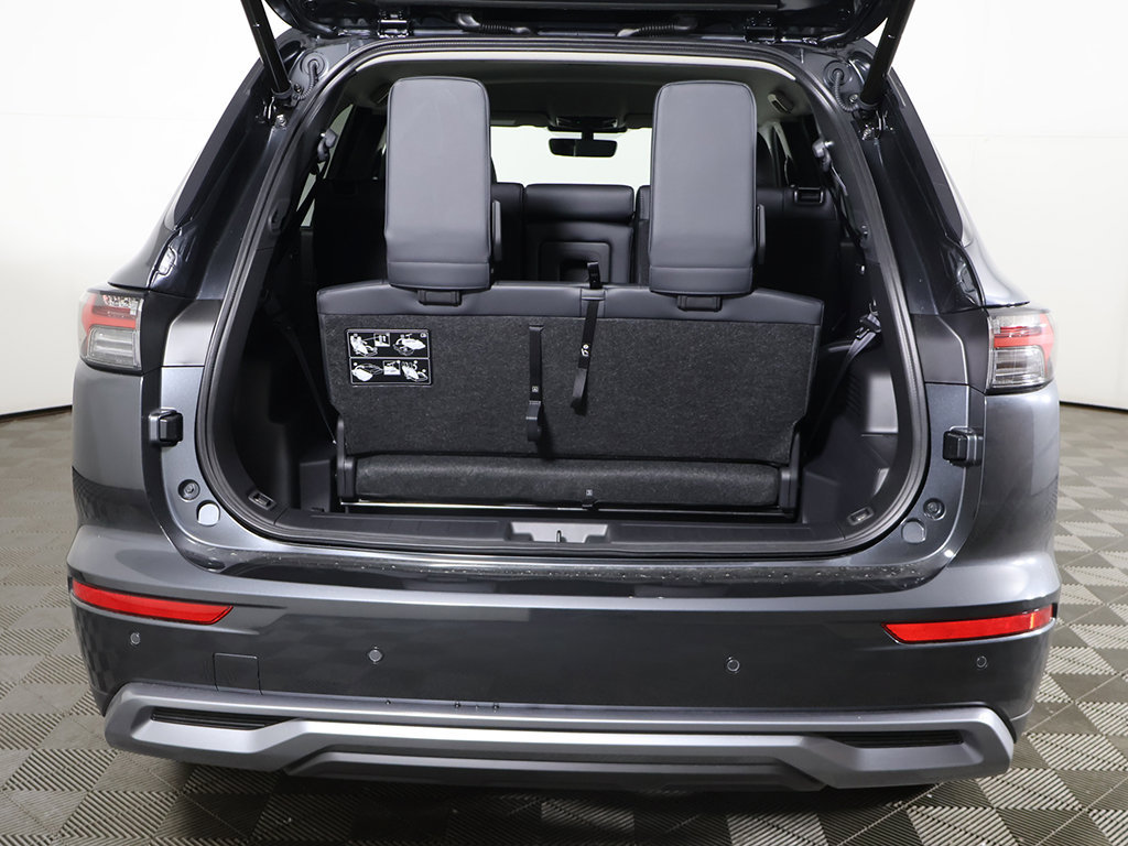 New 2026 Mitsubishi Outlander SE FWD image 17