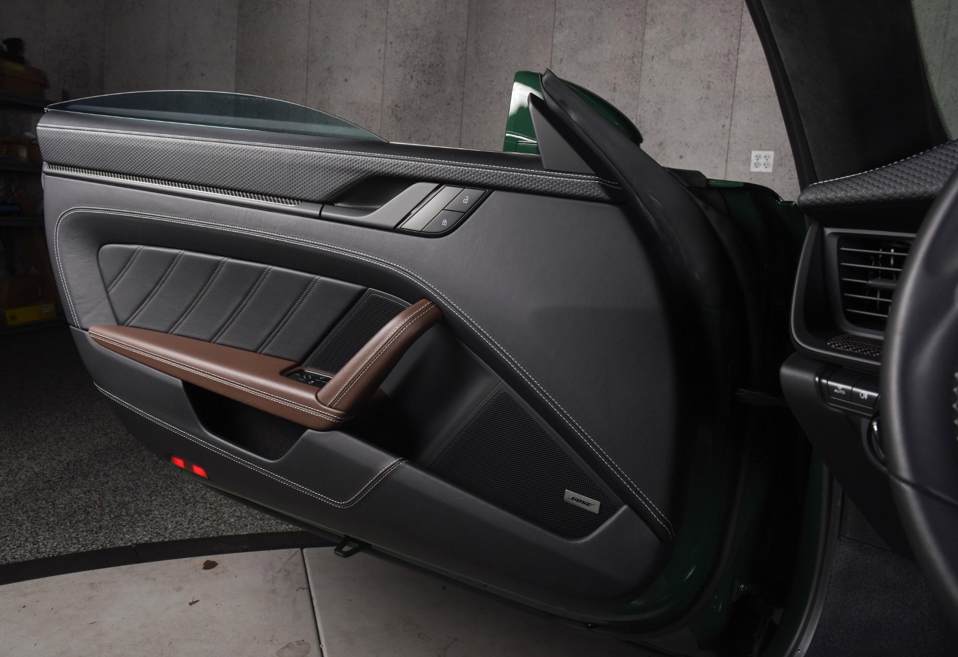 Used 2022 Porsche 911 GT3 image 25