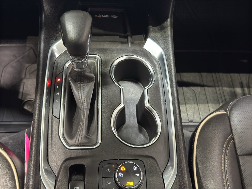 Used 2023 Chevrolet Traverse Premier image 33