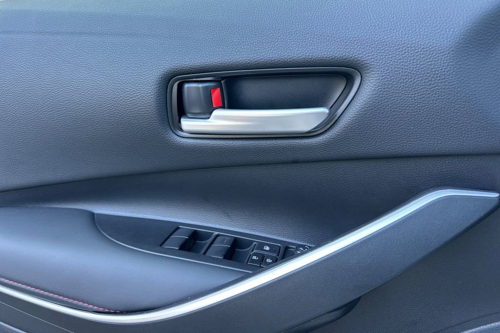 Used 2024 Toyota Corolla SE image 8