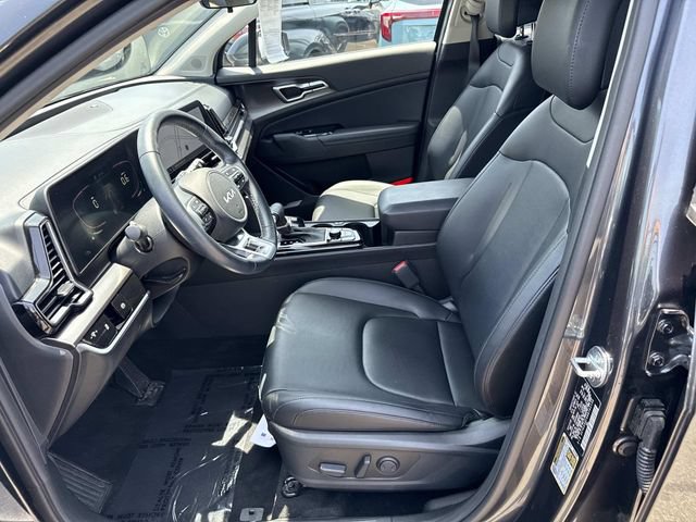 Used 2024 Kia Sportage EX FWD image 12