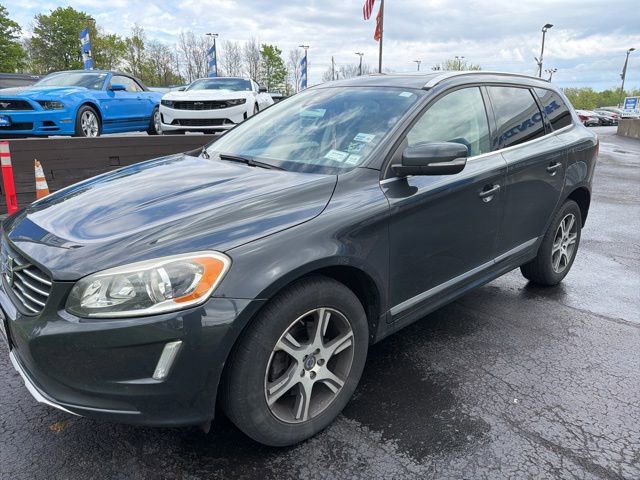 Used 2015 Volvo XC60 T6 Premier Plus AWD/4WD image 4
