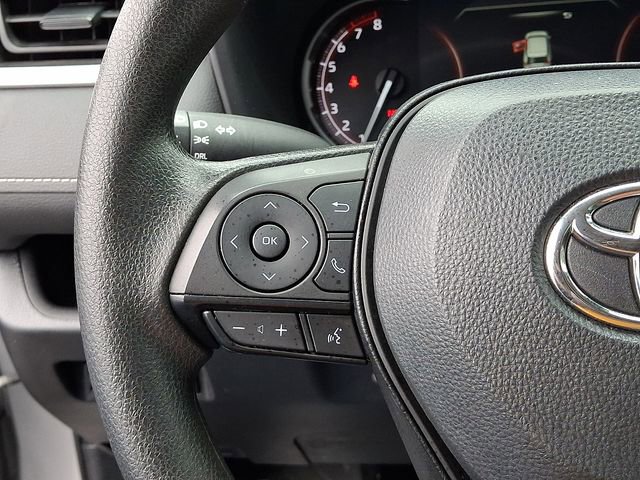 Used 2024 Toyota RAV4 LE AWD/4WD image 24