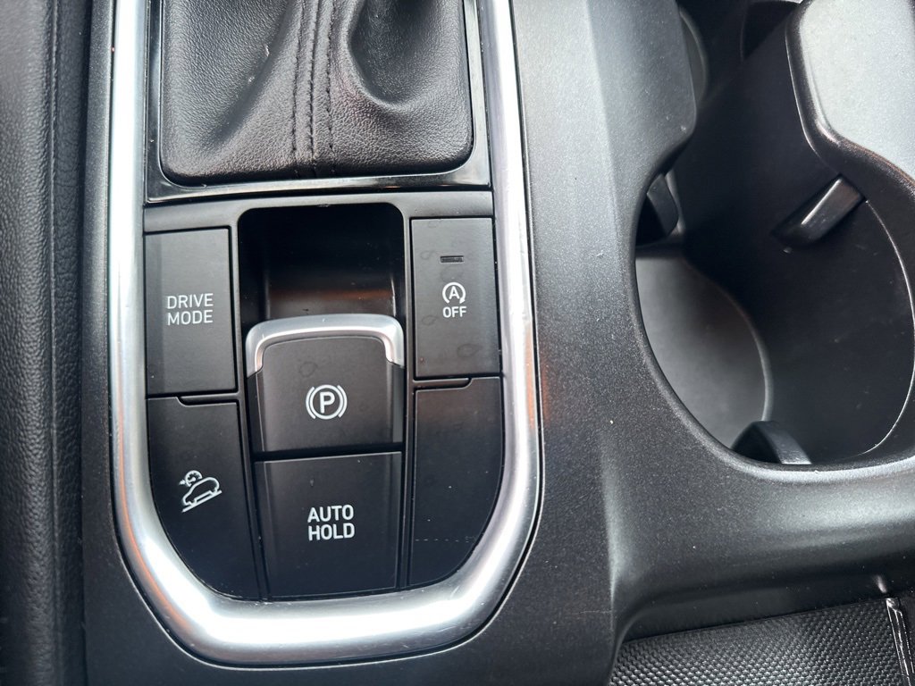 Used 2019 Hyundai Santa Fe SEL image 19