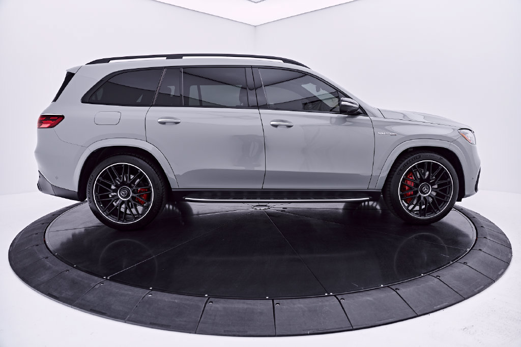 Used 2026 Mercedes-Benz GLS 63 AMG 4MATIC image 16