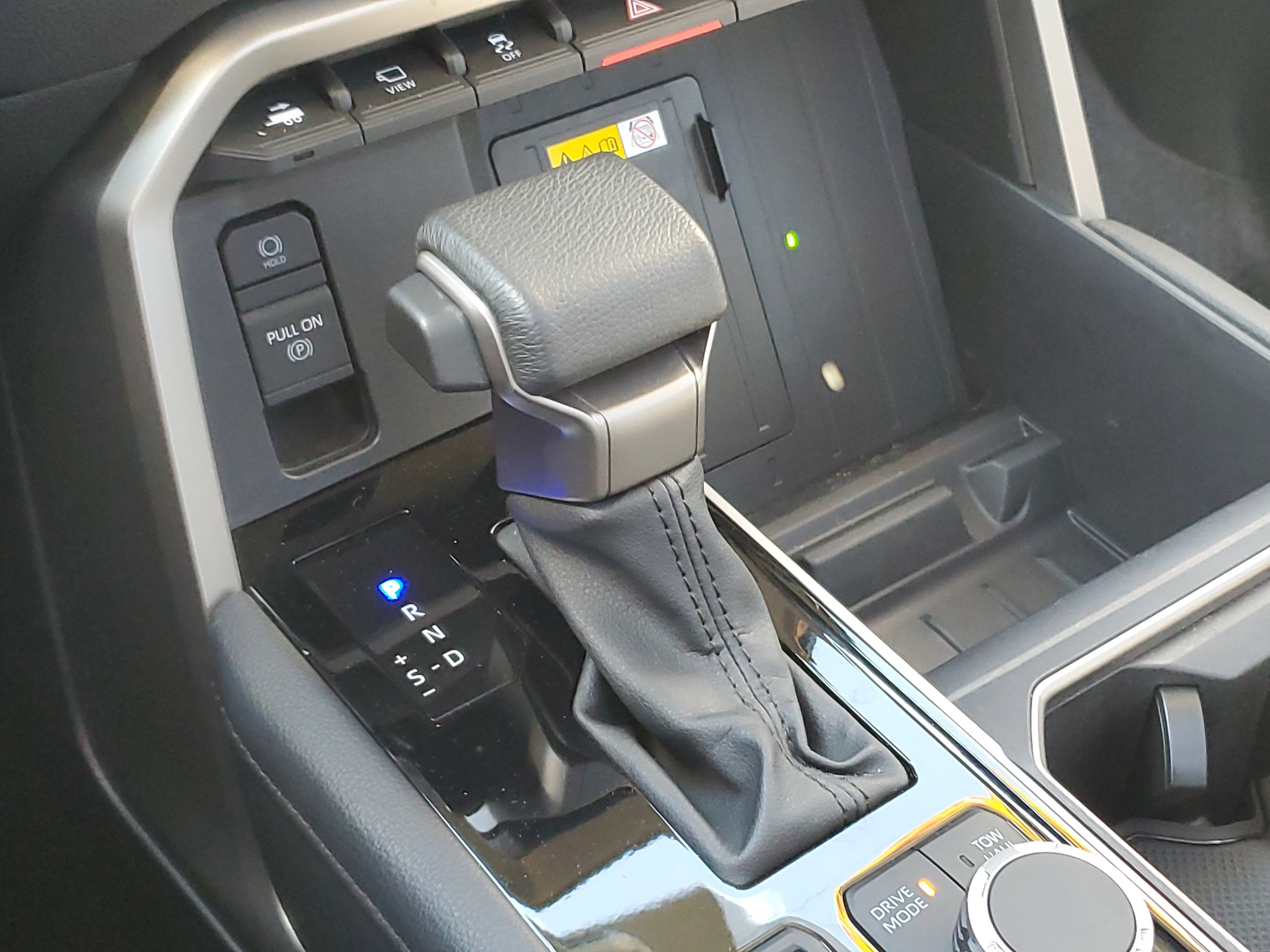 Used 2024 Toyota Tundra Limited image 28