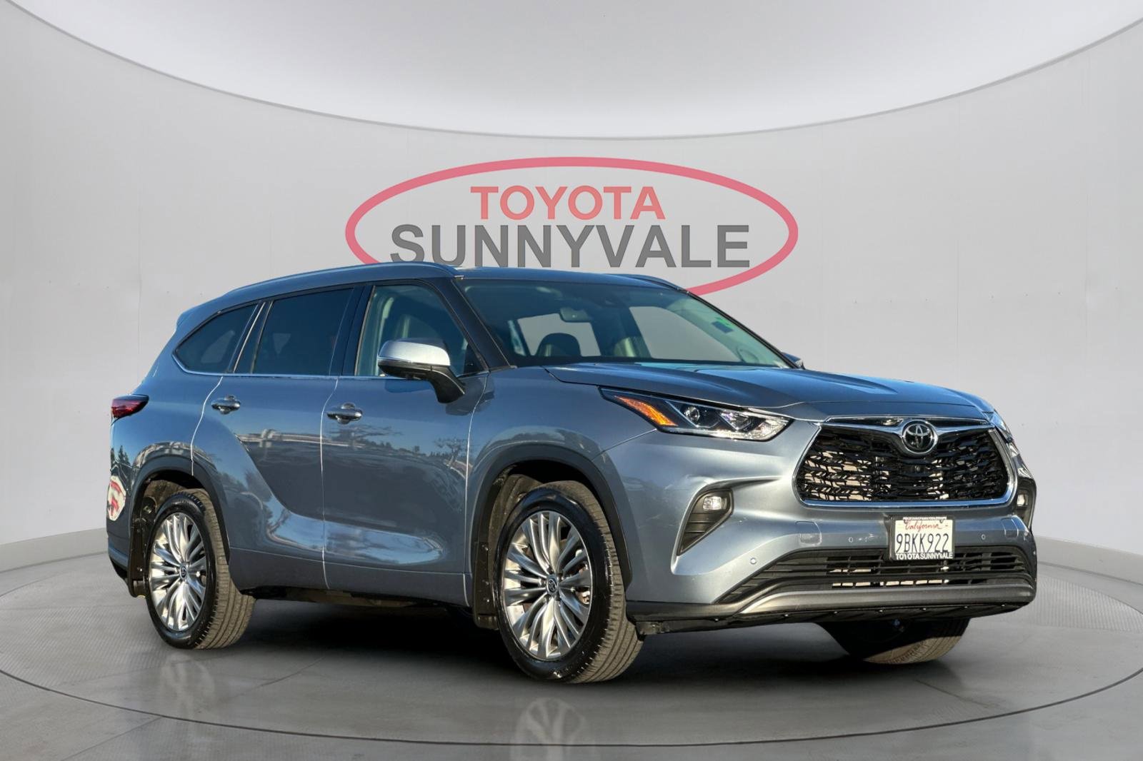 Certified 2022 Toyota Highlander Platinum image 11