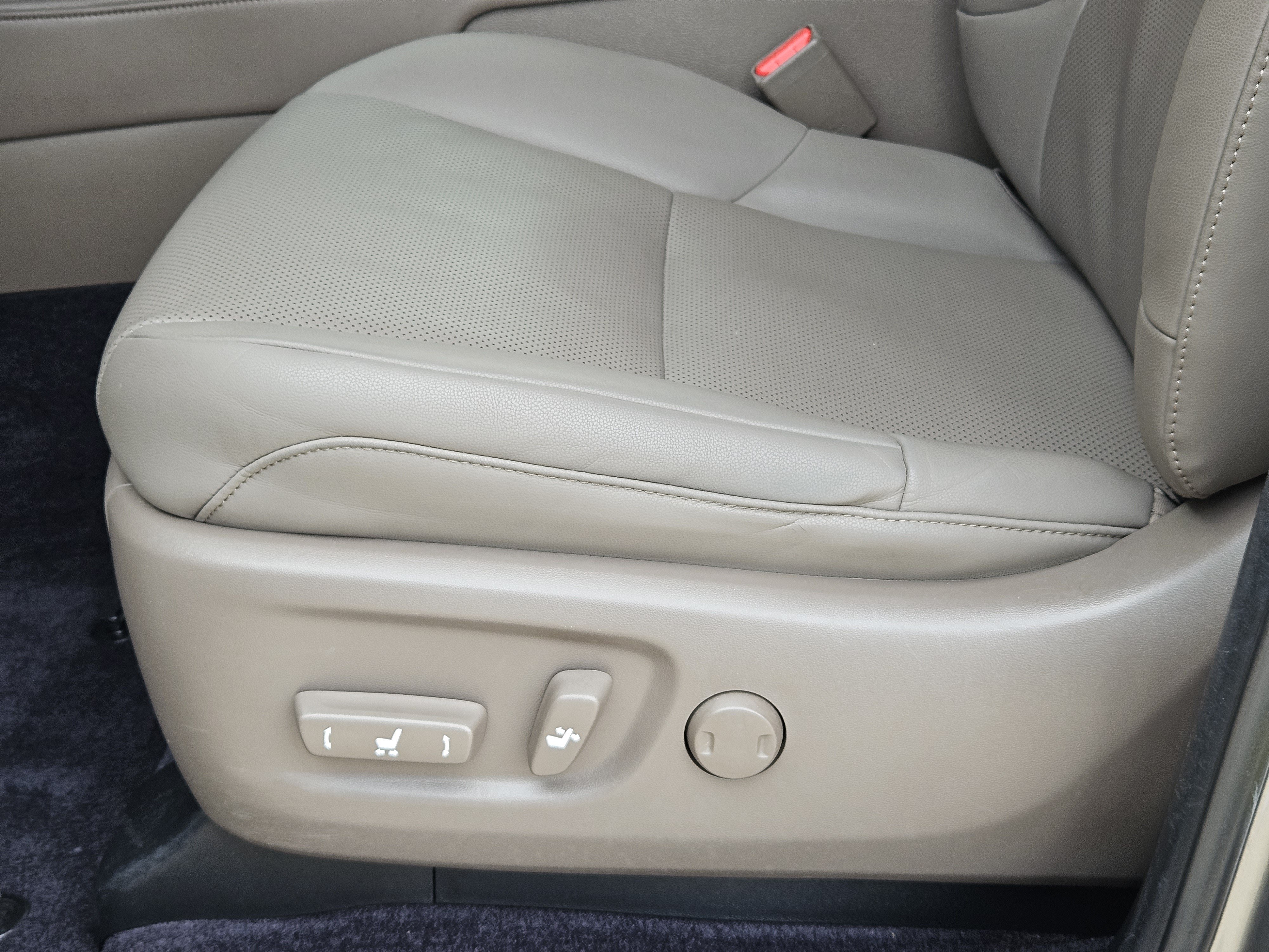 Used 2023 Lexus GX 460 Premium w/ Premium Package AWD/4WD image 25