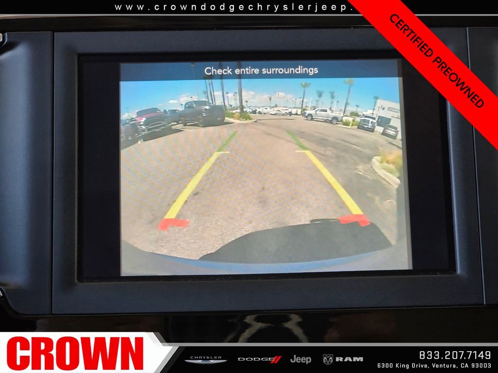 Certified 2020 Chrysler Pacifica Touring-L image 26