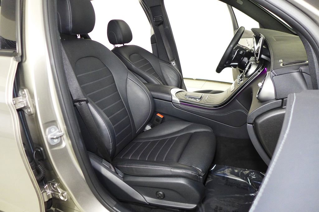 Used 2021 Mercedes-Benz GLC 43 AMG 4MATIC image 19