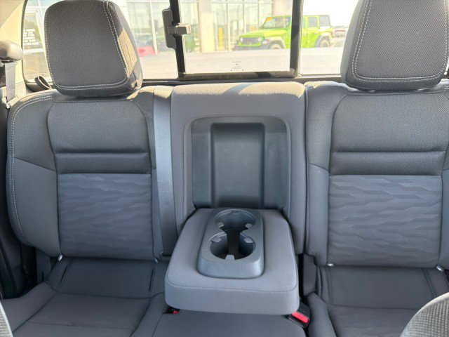 Used 2024 Nissan Frontier SV w/ SV Convenience Package RWD image 42