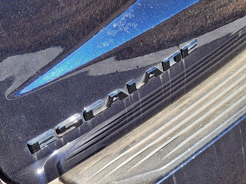 Certified 2023 Cadillac Escalade Premium Luxury Platinum w/ LPO, Radiant Package image 9