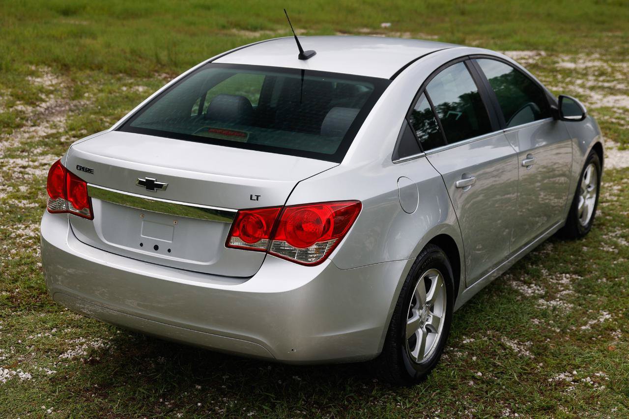 Used 2013 Chevrolet Cruze LT FWD image 11