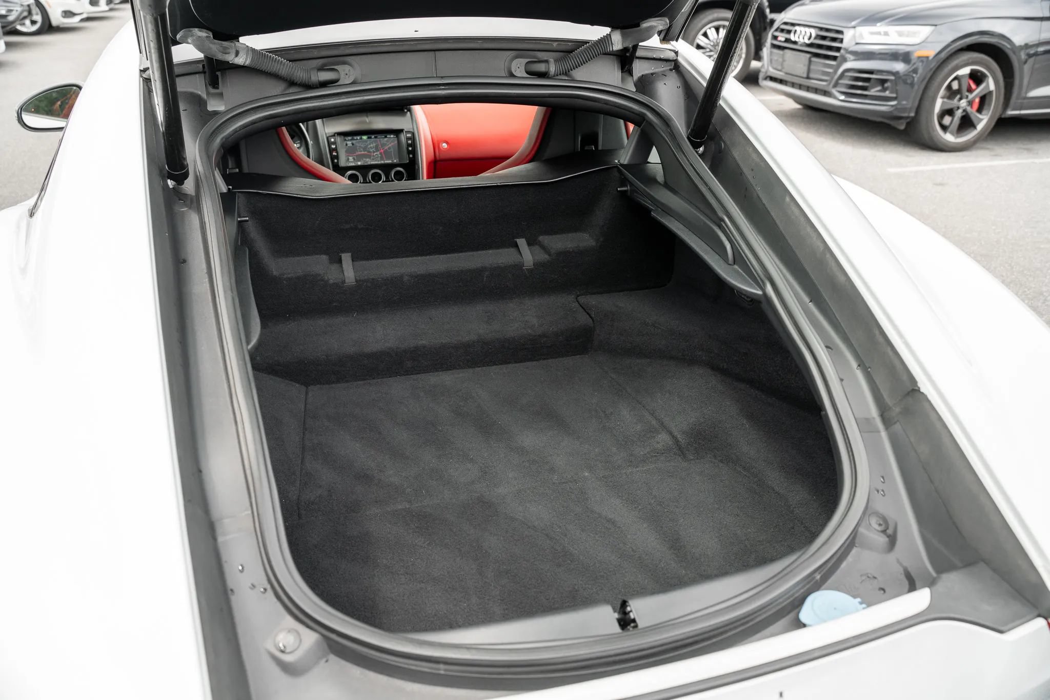 Used 2016 Jaguar F-TYPE S RWD image 9