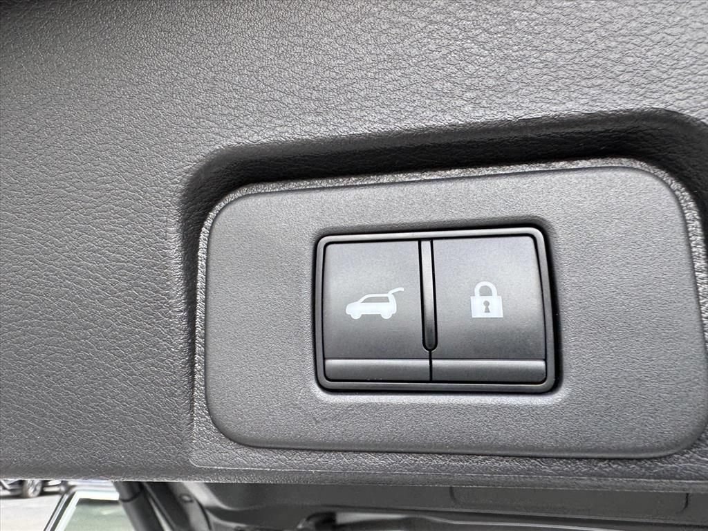 Certified 2025 Nissan Rogue SV w/ Rock Creek Premium Package AWD/4WD image 11