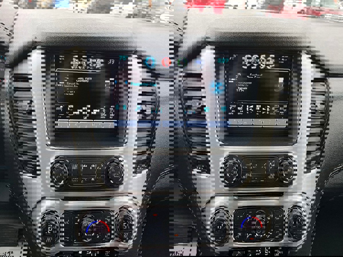 Used 2019 GMC Yukon XL SLE w/ SLE Value Package image 13