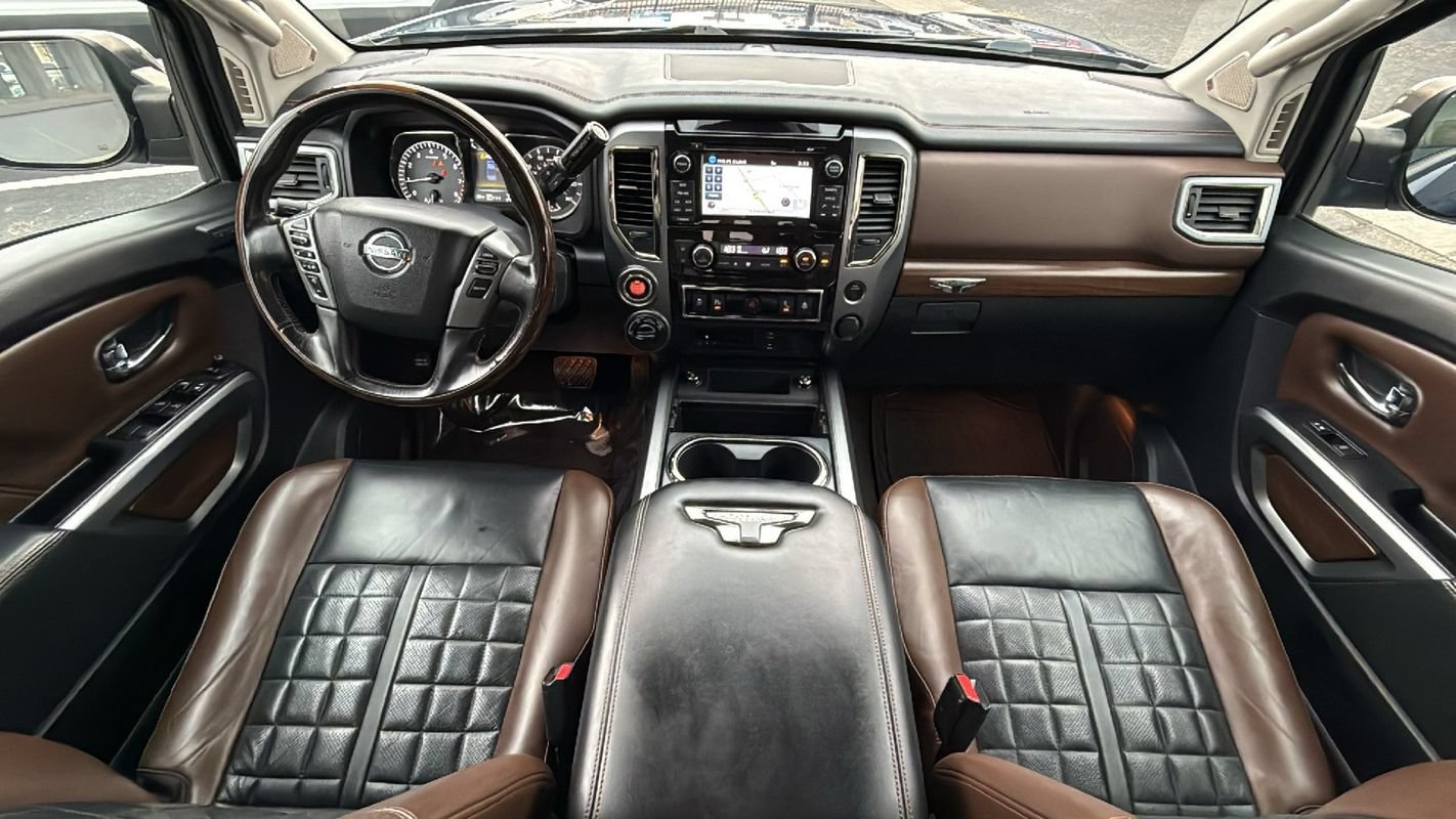 Used 2018 Nissan Titan Platinum Reserve AWD/4WD image 20