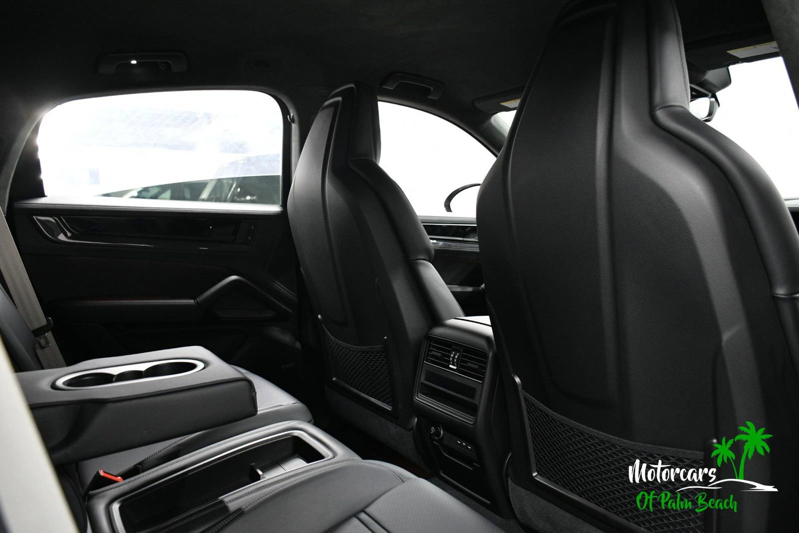 Used 2024 Porsche Cayenne Turbo GT image 53