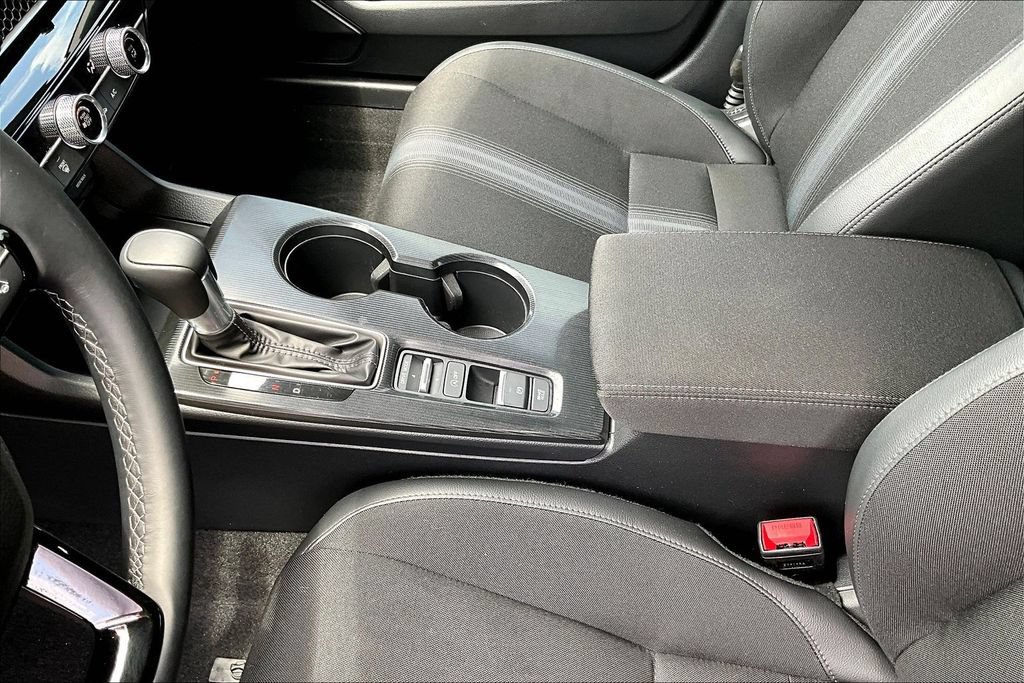 Used 2025 Honda Civic Sport image 15
