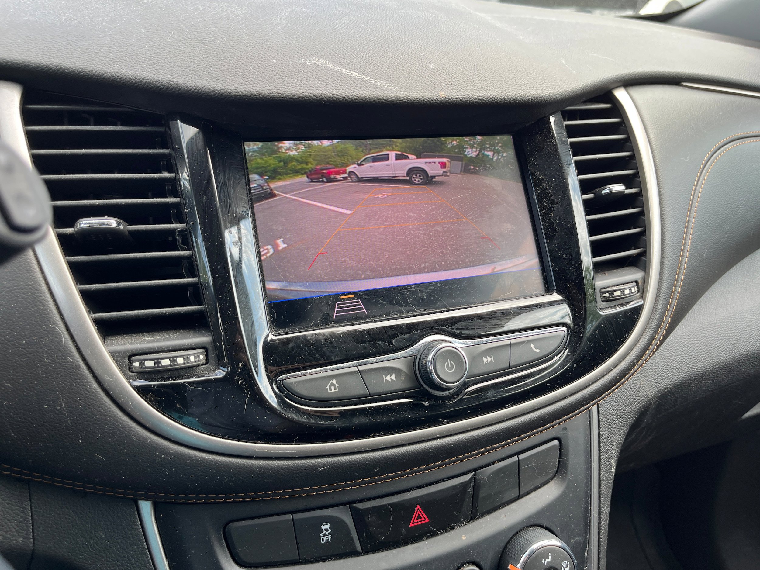 Used 2020 Chevrolet Trax LS w/ Tint and Cruise Package FWD image 11