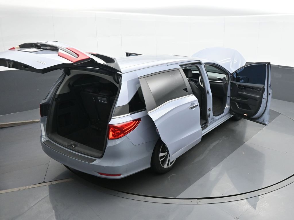 Used 2023 Honda Odyssey Touring image 39
