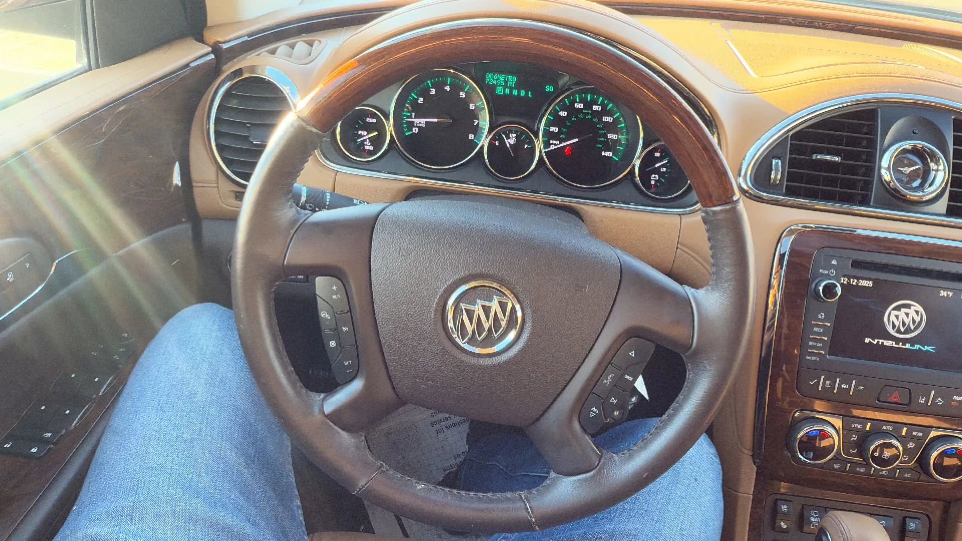 Used 2017 Buick Enclave Premium w/ Experience Buick Package image 10