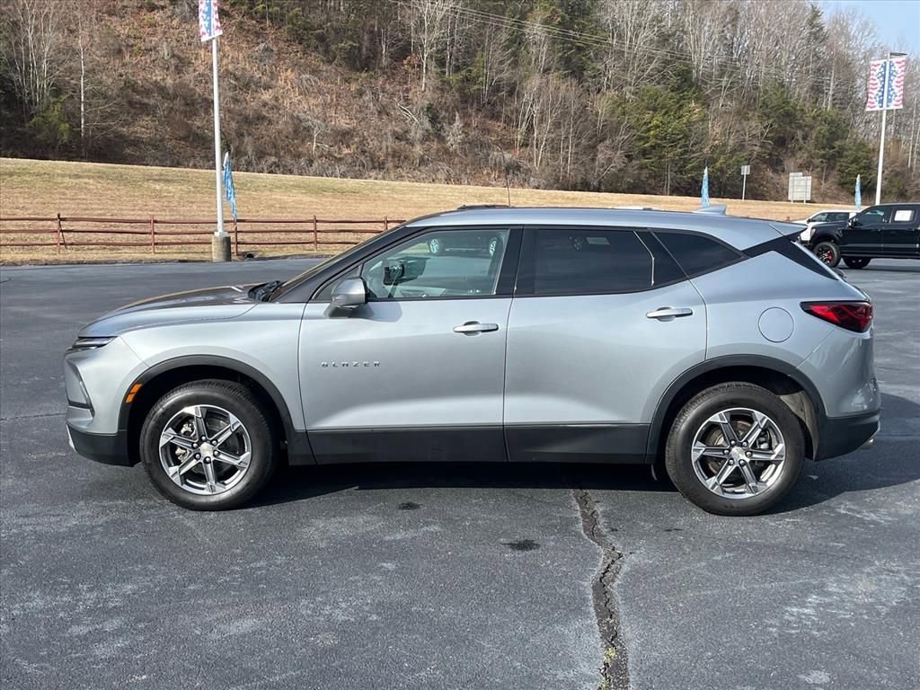 Used 2023 Chevrolet Blazer LT video 2