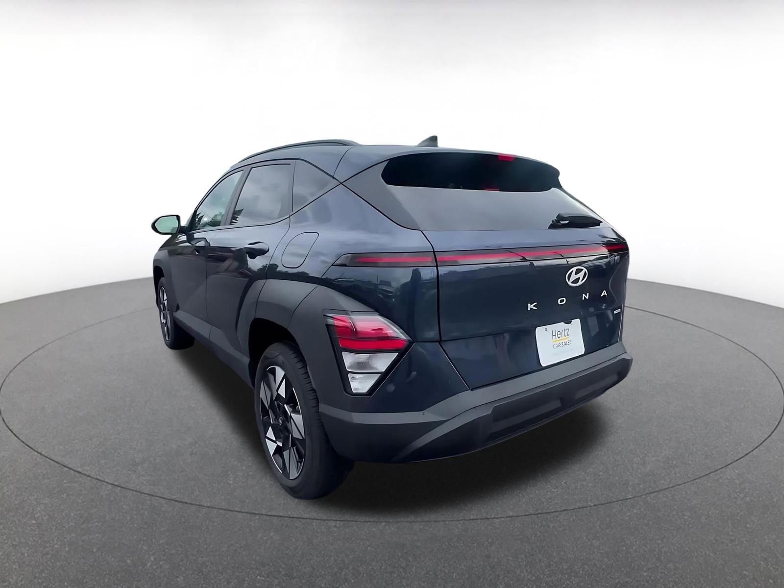 Used 2025 Hyundai Kona SEL image 11