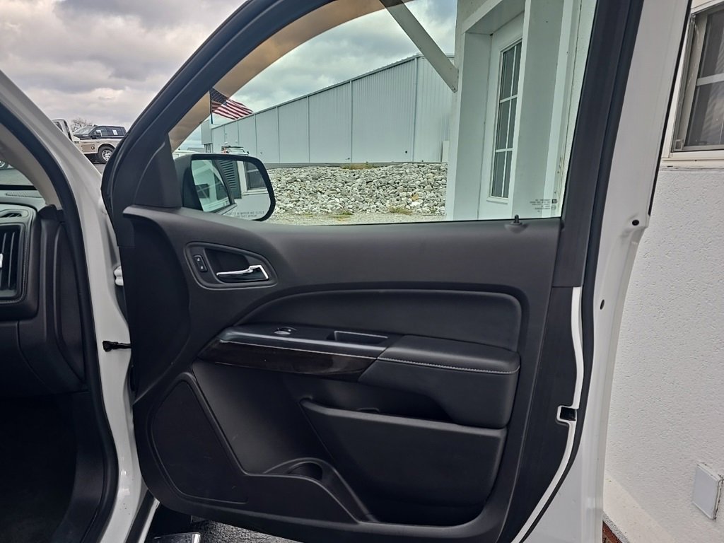 Used 2016 GMC Canyon SLT w/ Driver Alert Package image 23