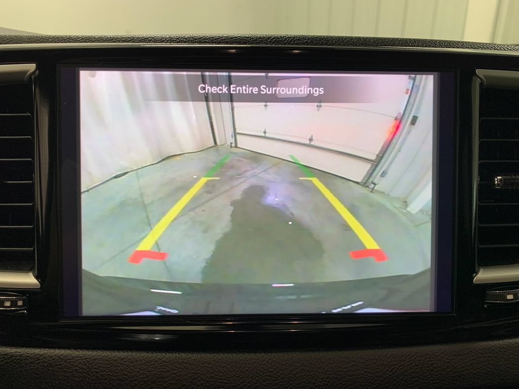 Used 2025 Chrysler Pacifica Select FWD image 31