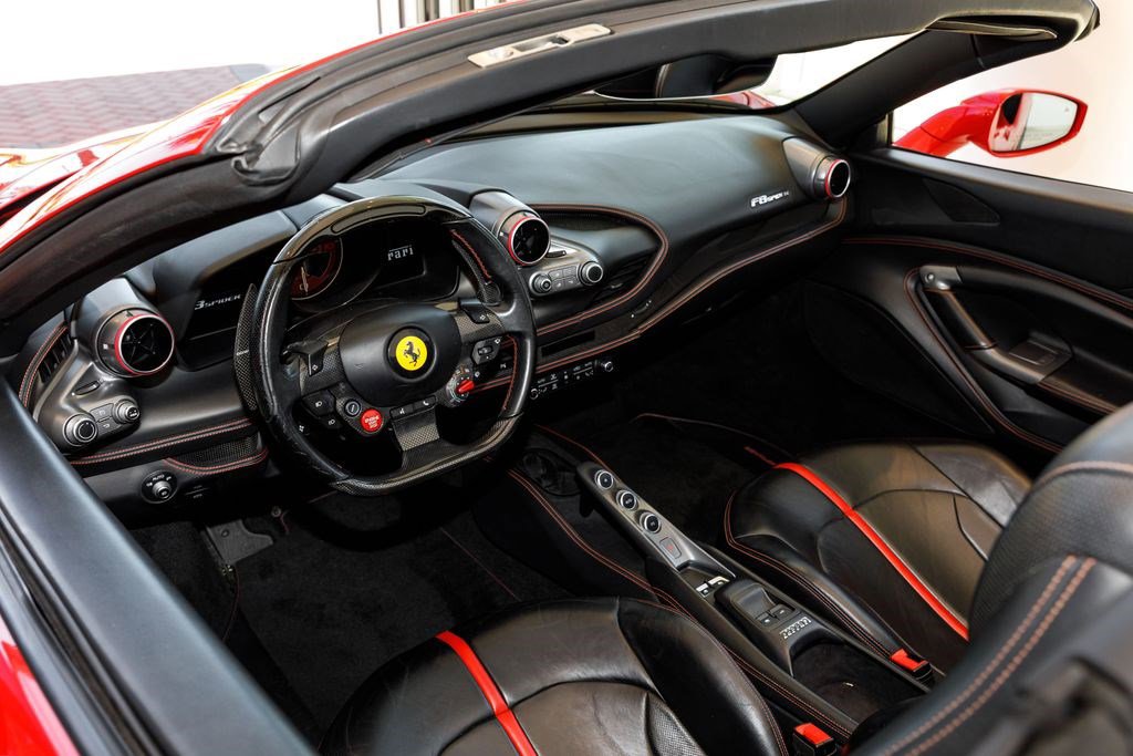 Used 2021 Ferrari F8 Spider RWD image 20