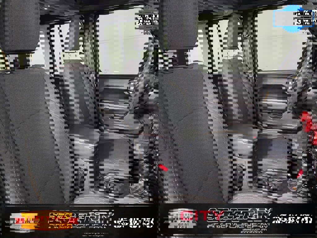 Used 2024 Jeep Wrangler Sport S image 32