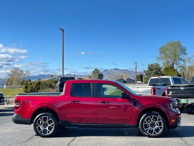 Certified 2025 Ford Maverick Lariat w/ 4K Tow Package image 2