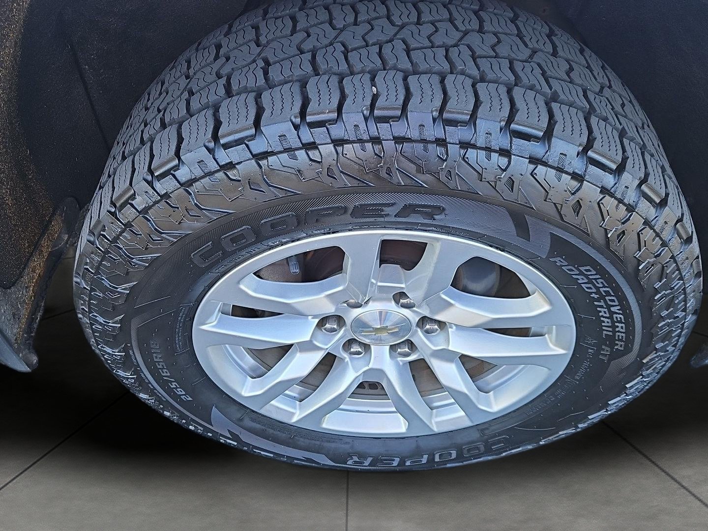 Used 2019 Chevrolet Silverado 1500 LT w/ All-Star Edition AWD/4WD image 11