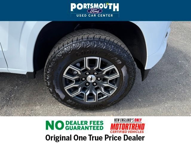 Used 2024 Chevrolet Colorado Z71 w/ Z71 Convenience Package 2 image 32