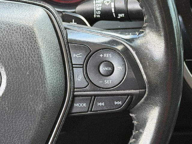 Used 2023 Toyota Camry XSE FWD image 14