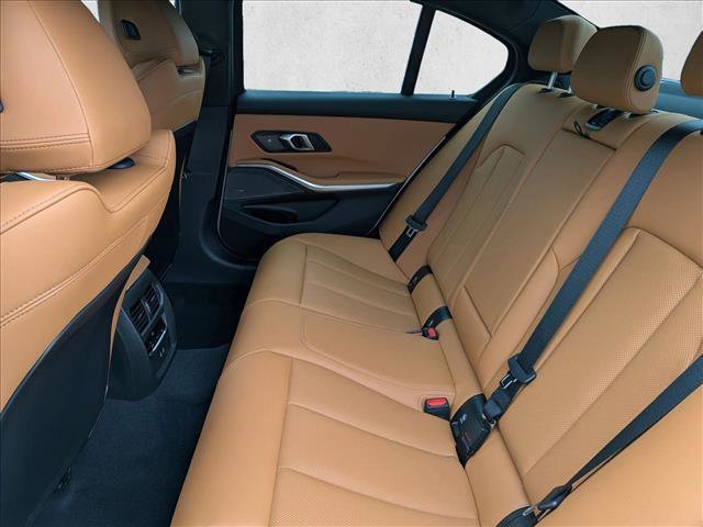 Used 2026 BMW 330i xDrive Sedan w/ Premium Package image 16