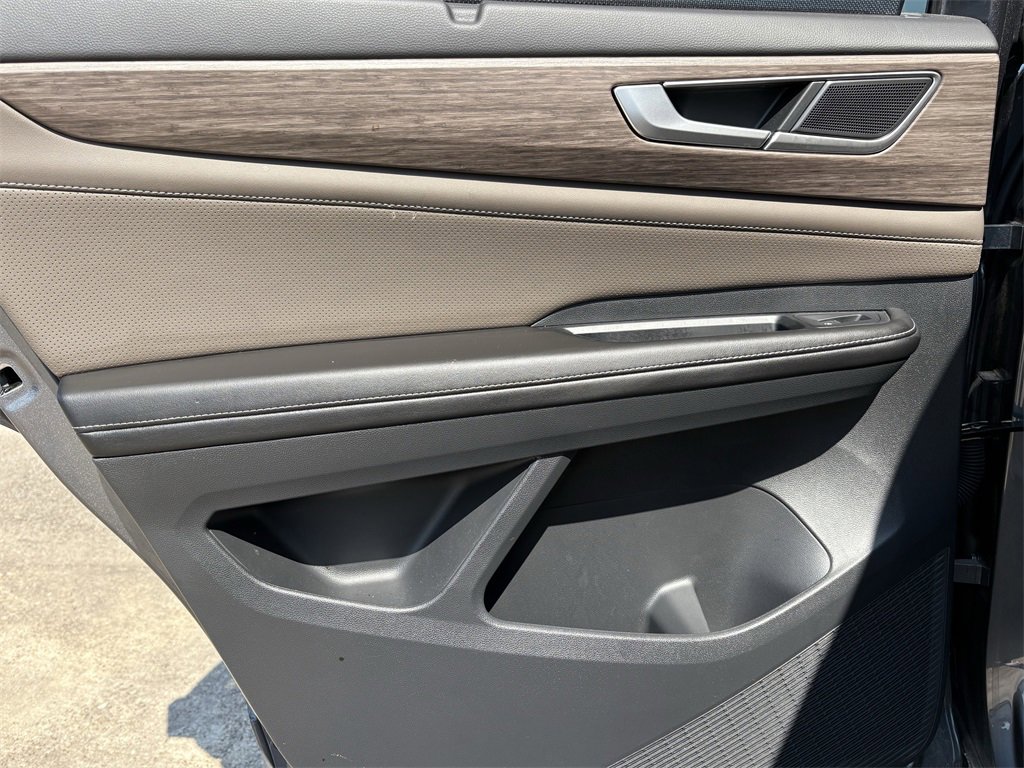 Used 2024 Volkswagen Atlas SEL image 24