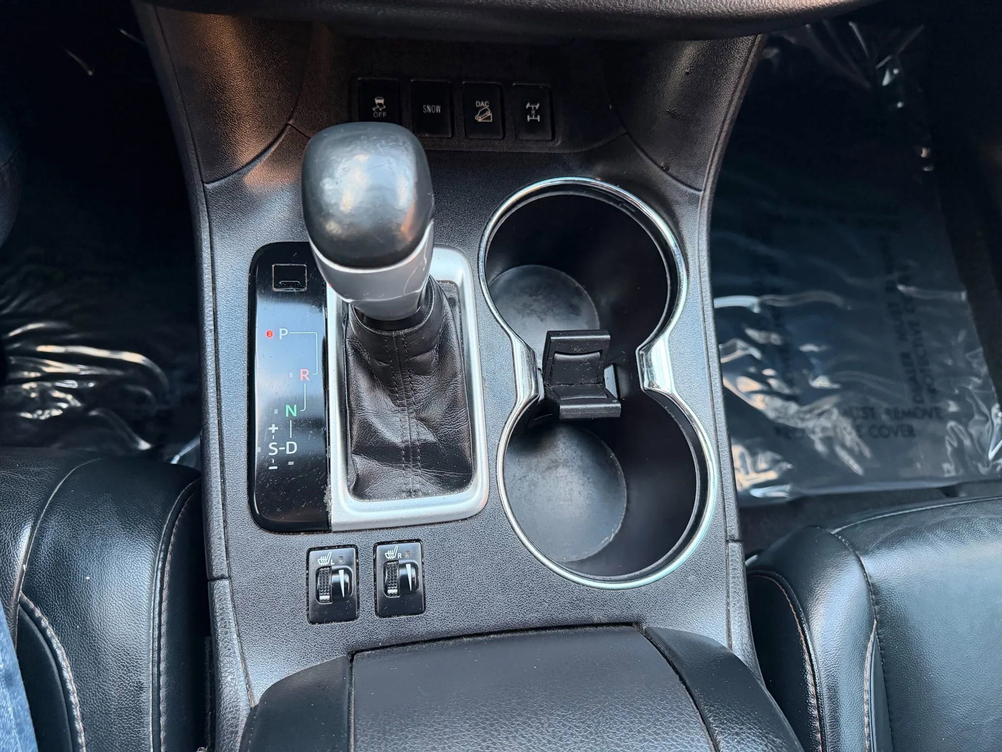 Used 2016 Toyota Highlander XLE image 28