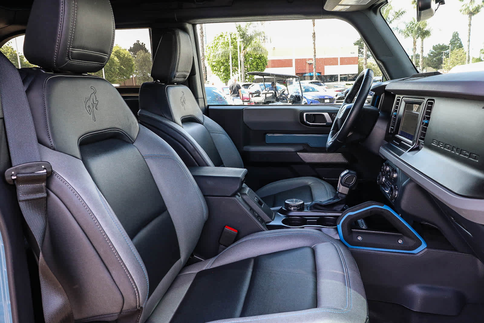 Used 2022 Ford Bronco Black Diamond image 26