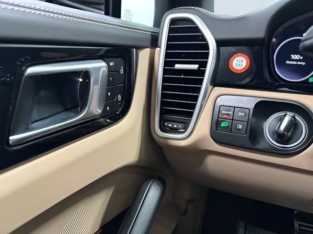Used 2023 Porsche Cayenne S AWD/4WD image 15