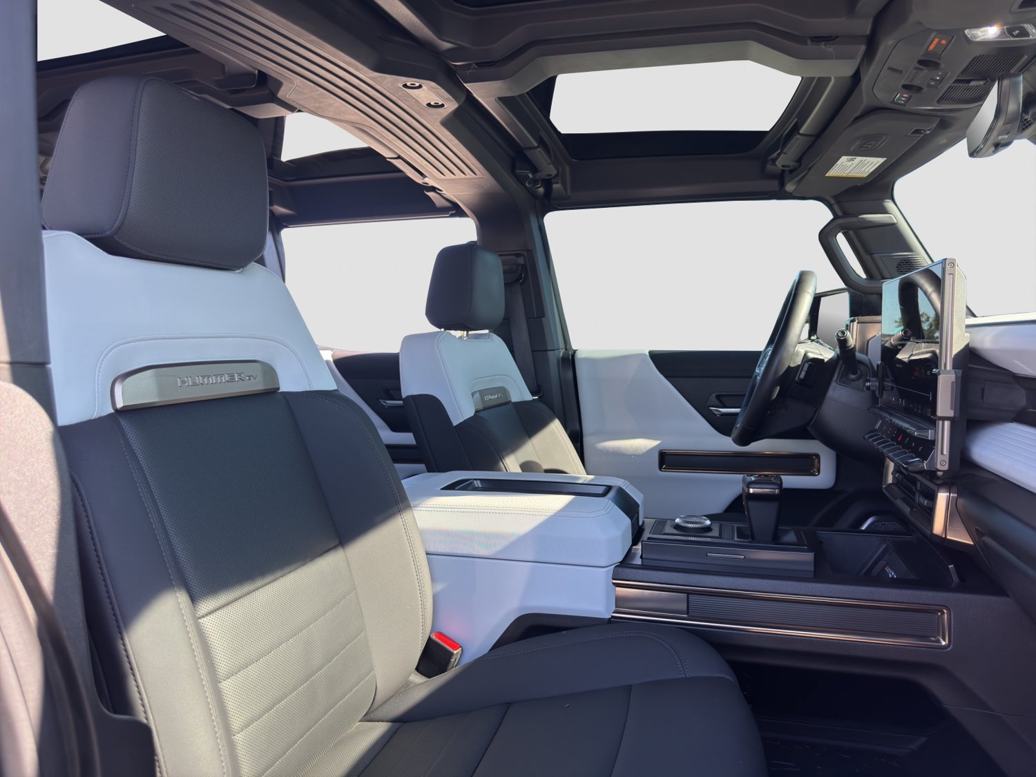 Used 2024 GMC Hummer EV 3X w/ Extreme Off-Road Package AWD/4WD image 30
