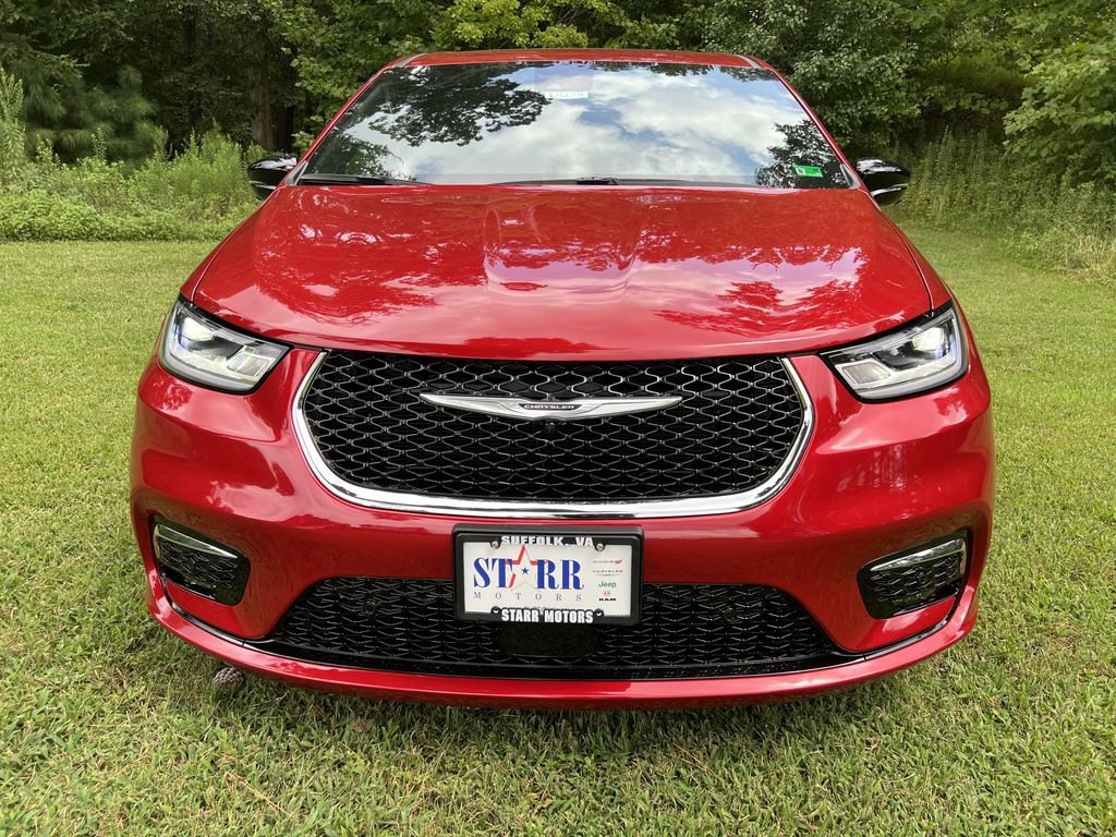 New 2026 Chrysler Pacifica Select FWD image 8