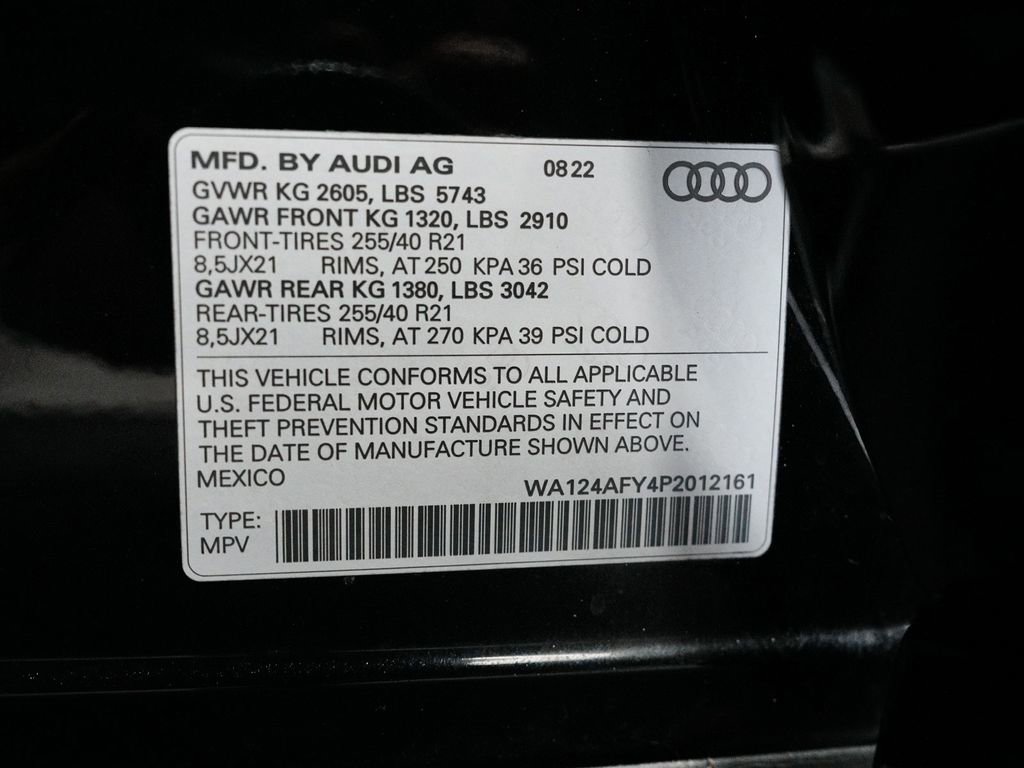 Used 2023 Audi SQ5 Premium Plus w/ Premium Plus Package image 15