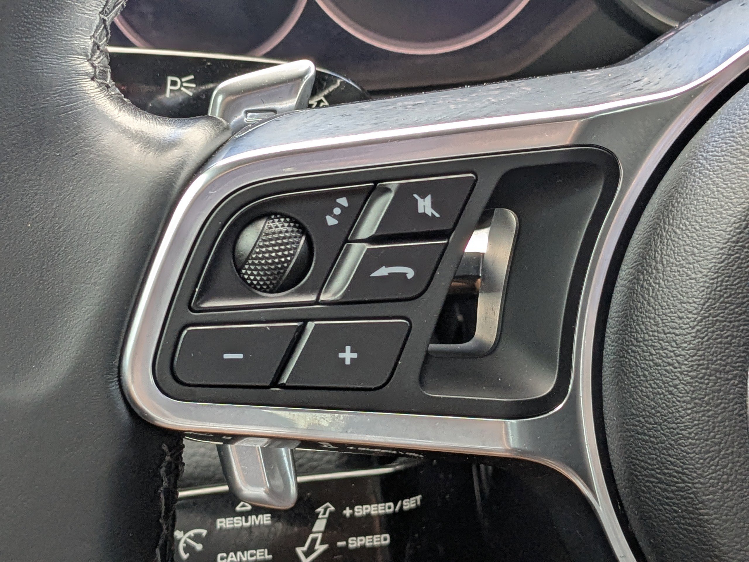 Used 2018 Porsche Panamera 4S w/ Premium Package Plus image 29