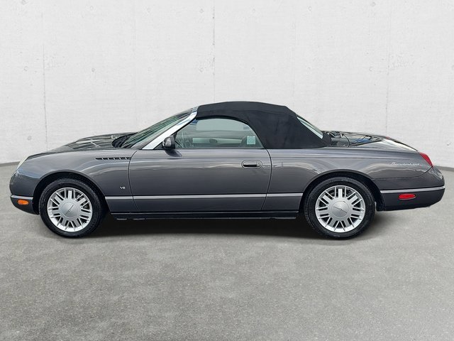 Used 2003 Ford Thunderbird image 8