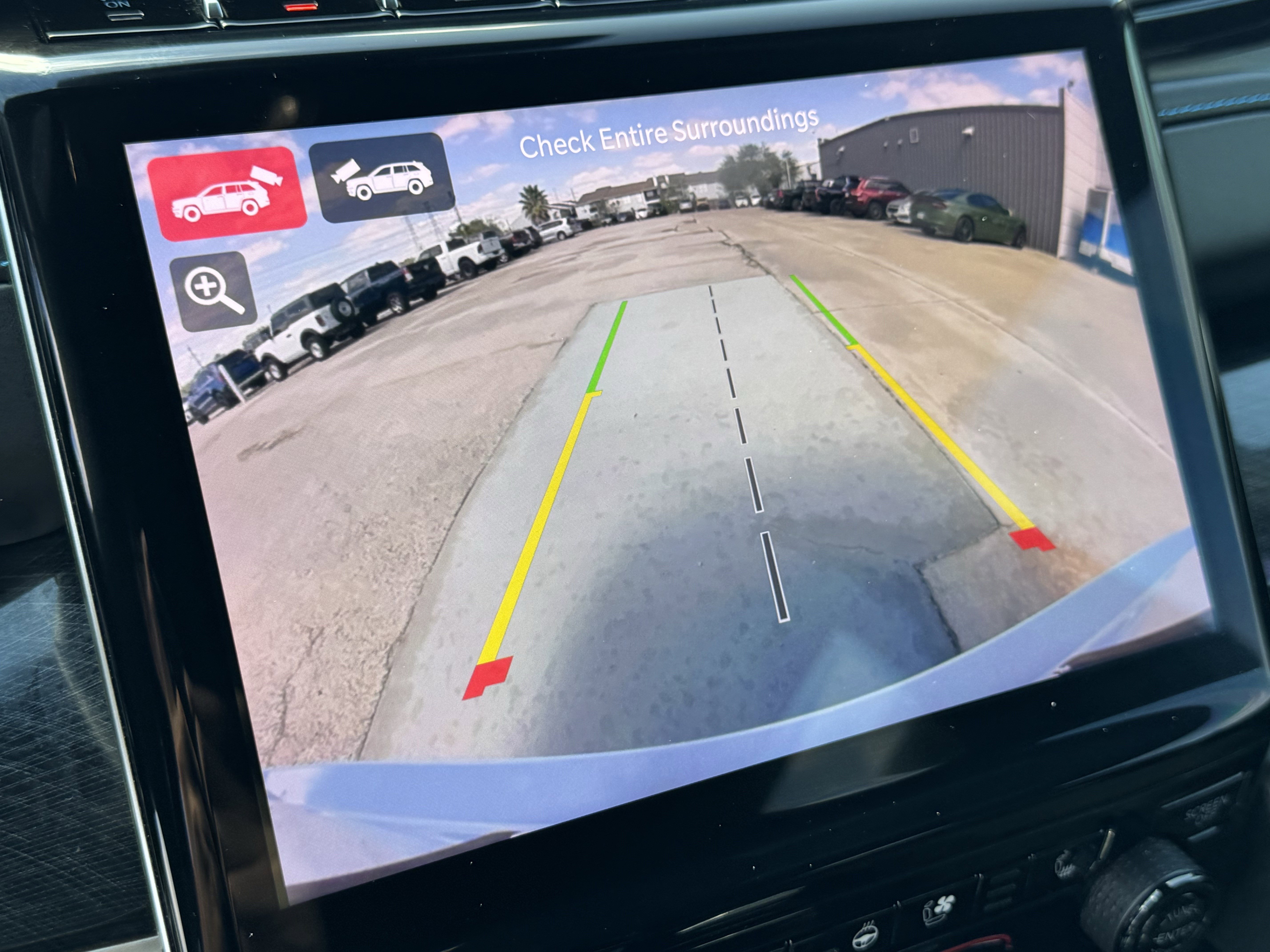 Used 2022 Jeep Grand Cherokee Trailhawk image 19