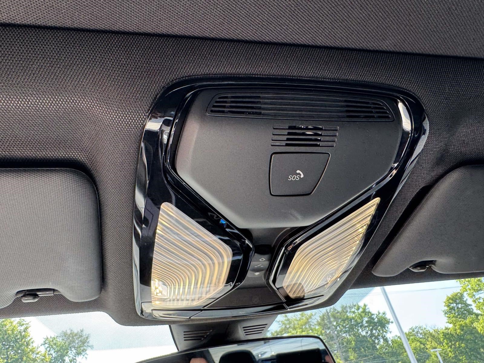 Used 2022 BMW 330e w/ Convenience Package RWD image 25