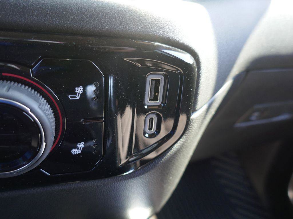 New 2026 Chevrolet Silverado 2500 LT image 24