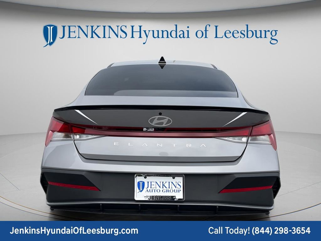 New 2026 Hyundai Elantra Sport FWD image 5